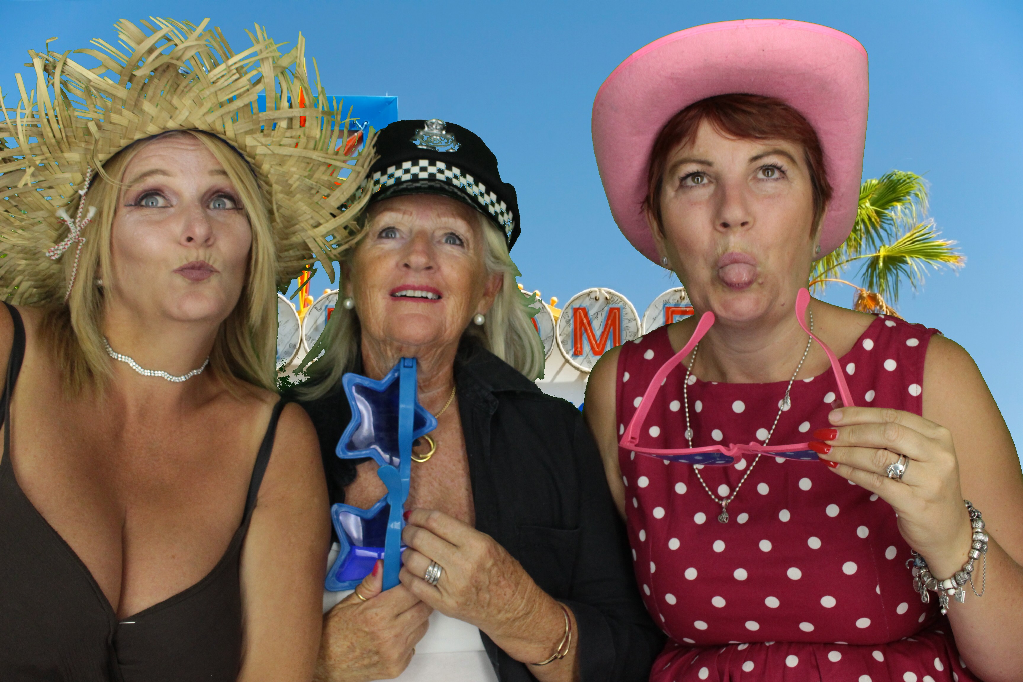 Rachel's 50th Birthday | View more photos from the event at gallery.myphotoboothexperience.co.uk/u/MyPhotoBoothExperienceLtd/Rachels-50th-Birthday